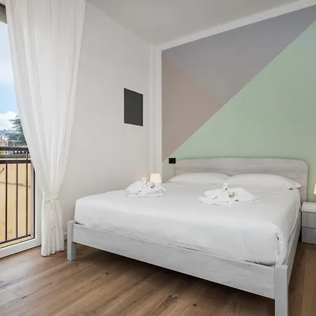 Apartament Flats4rent Mameli 140 *