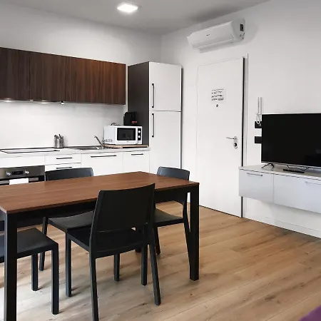 Apartamento Flats4rent Mameli 140 Verona