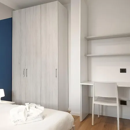 Flats4rent Mameli 140 *