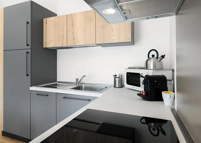 דירה Flats4rent Mameli 140 *