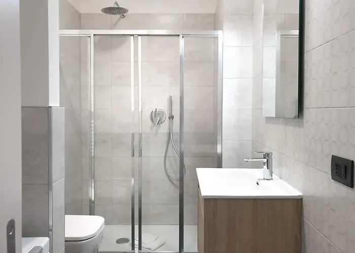 Flats4rent Mameli 140 ורונה